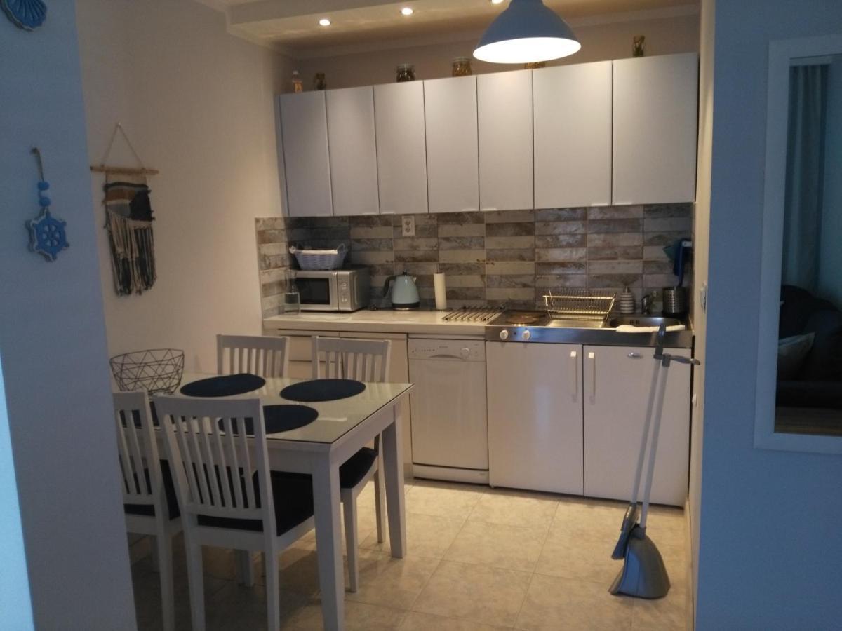 Luka Apartment *